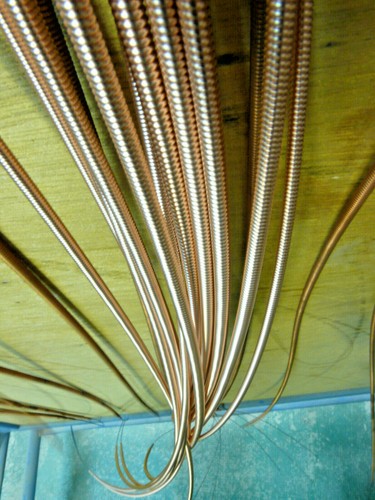 Jeu cordes extrêmes basses - de,