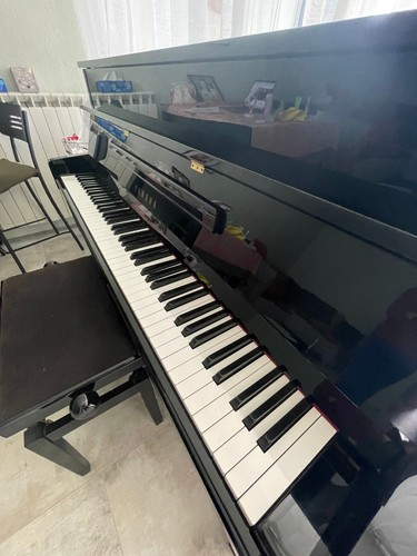 Piano droit yamaha modèle b2 - droit,